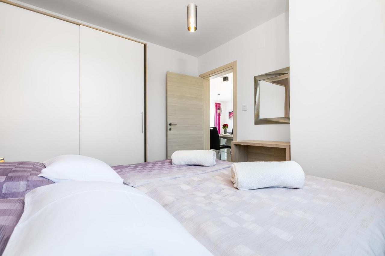 Apartman Bura プナト エクステリア 写真